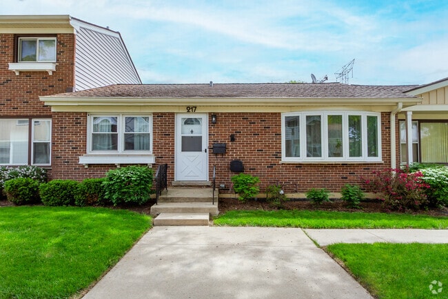 Building Photo - 217 Fishing Lane Rental