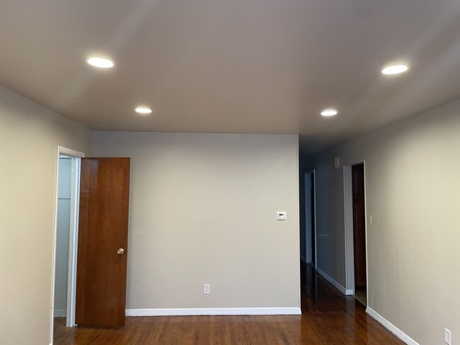 Building Photo - 24 Grand Ave Unit 1