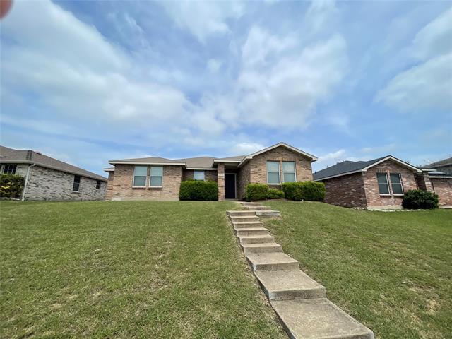 Photo - 2912 Crimson Clover Dr