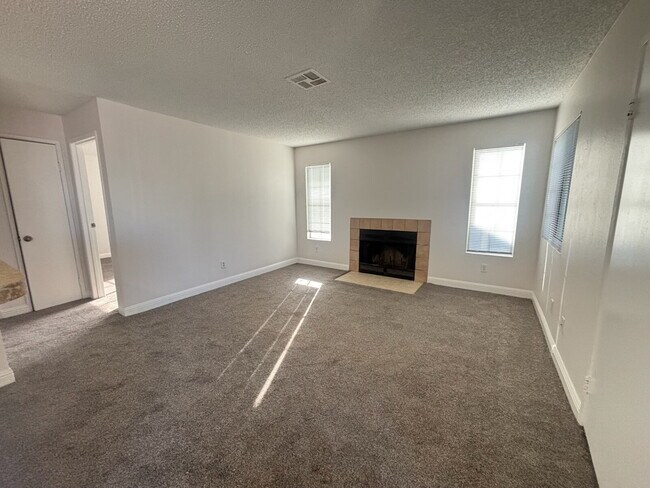 ½ OFF First Month's Rent! Updated 2 Bed | 1 Bath Apartment with In-Unit Washer & Dryer