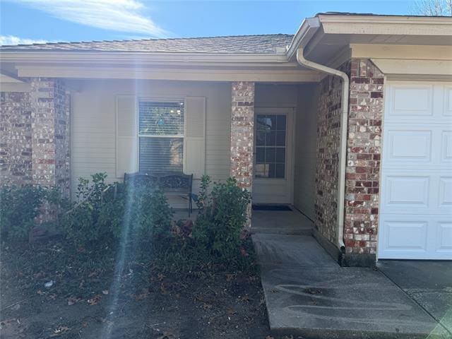 Photo - 5812 Kennedy St