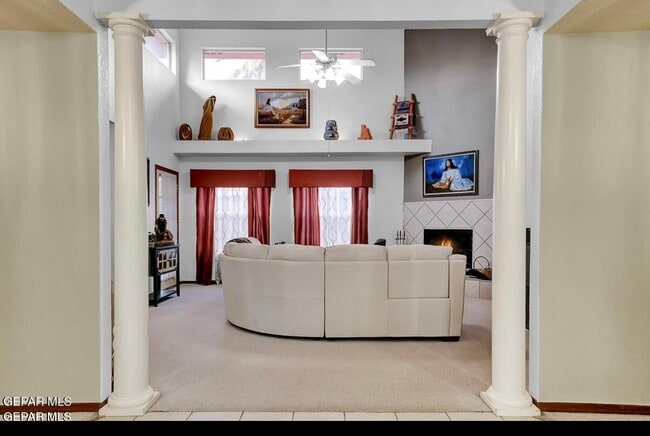 Photo - 2081 Paseo Del Prado Dr