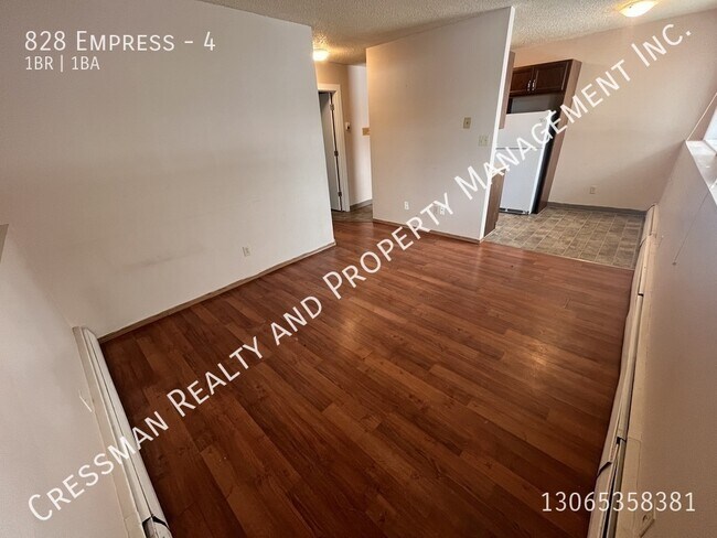 Photo - 1 bed, 1 bath APARTMENT located in Rosemont, Regina, SK. Unit 4