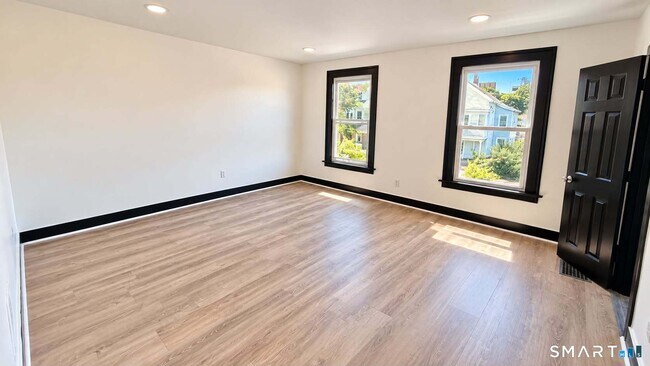 6 Gilbert Ave