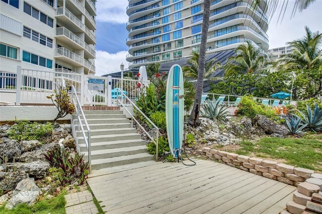 Photo - 710 N Ocean Blvd Unidad 1203