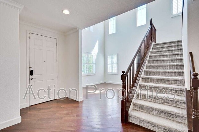Photo - 675 W Esplanade Dr