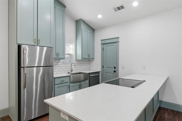 Photo - 1731 W Elm St