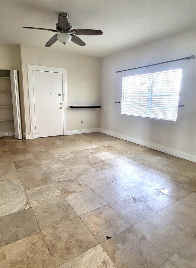 Photo - 1016 71st St Unit 203