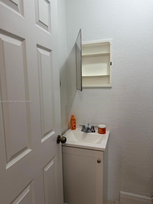 Photo - 2099 NW 26th Ave Unit 1-c