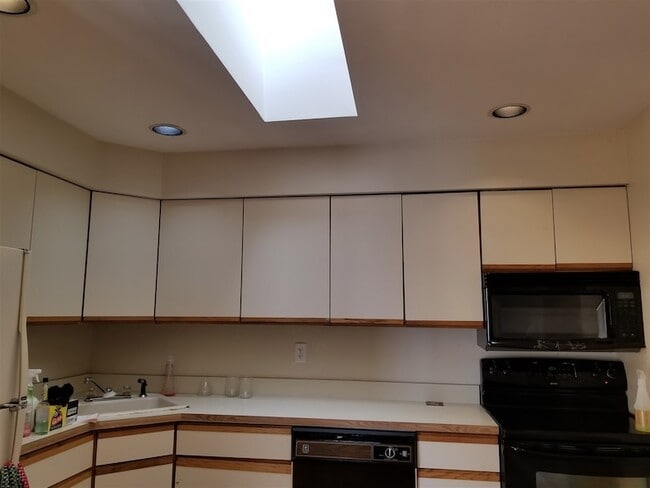 Photo - 9055 Palisade Ave Unit 43