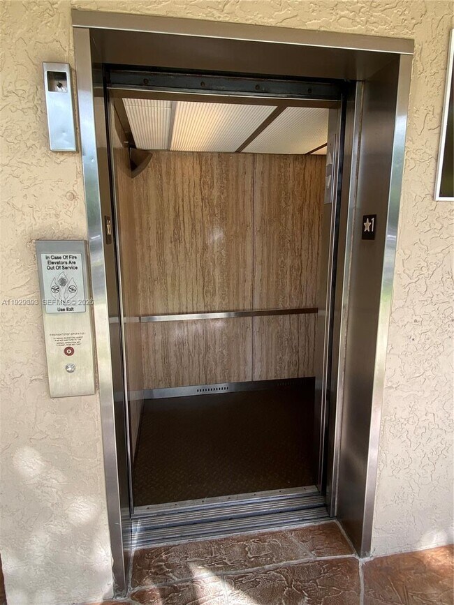 Photo - 10451 W Broward Blvd Unit 405