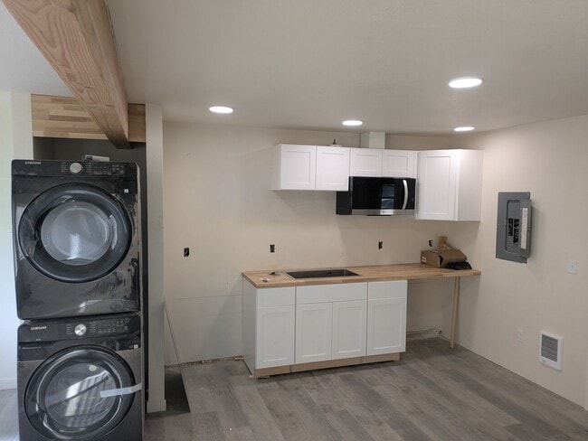 Photo - 304 N Jefferson St Apartamento Unidad #2