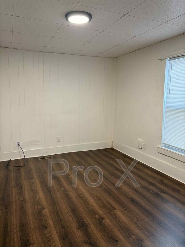 Photo - 208 Gray Ave