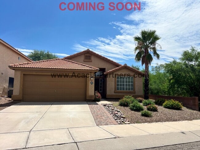 Building Photo - Three Bedroom home in Rancho Escondido