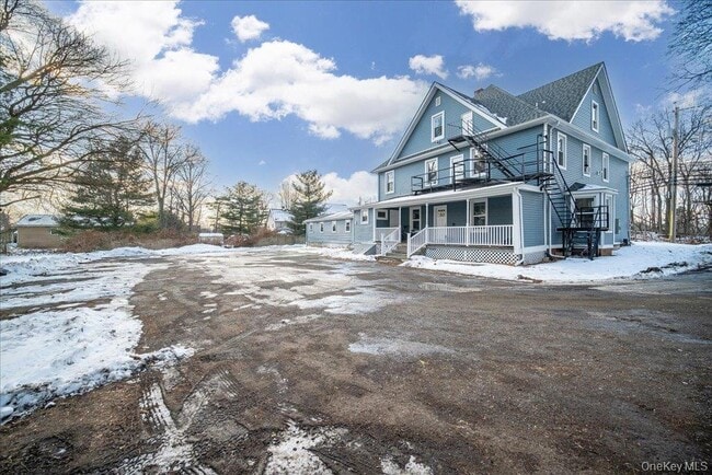 Building Photo - 1256 North Ave Unit 17