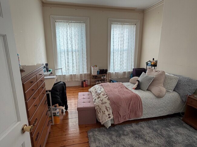 Photo - 227 Roxbury St Unidad 3