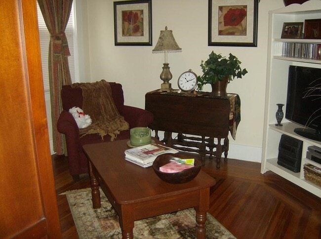 Photo - 56 Prentiss St Unit 1