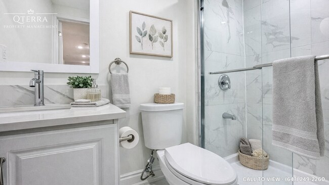 Photo - 261 Dixon St