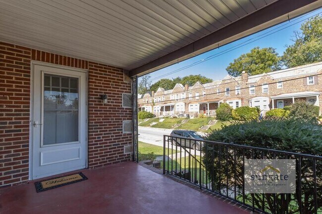 Photo - 16 Nunnery Ln Townhome