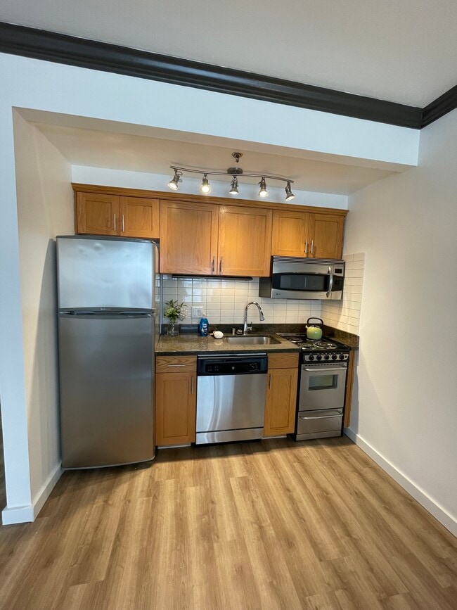 Studio Kitchen