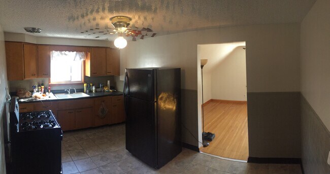 Photo - 35 Beechwood Pl Unit Upper