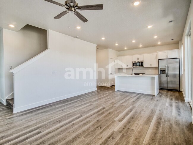 Photo - 5497 Damfield Ln