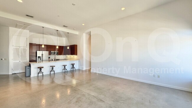 Photo - 507 Sabine St