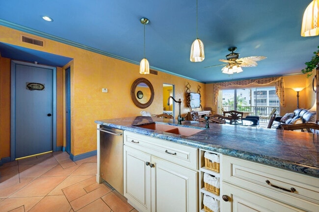 Photo - 600 NE 2nd St Unit 304