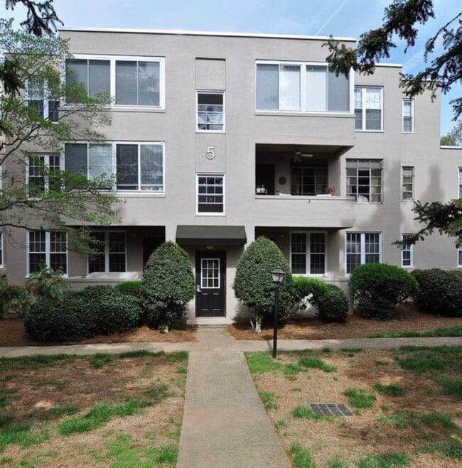 Building Photo - 601 Cleveland St Unit 5D