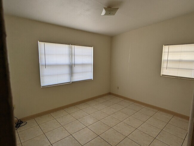 Photo - 1710 Rose Blvd