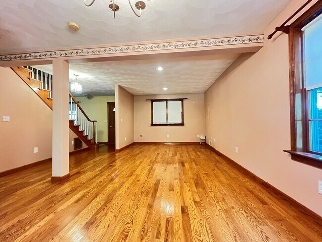 5 Kinney Ave