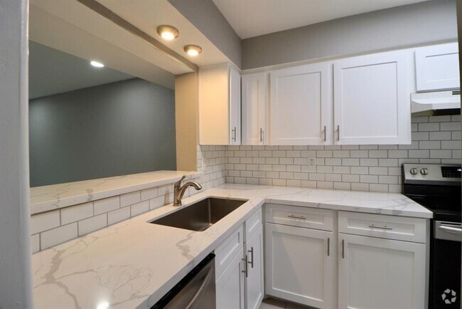 Building Photo - 11550 Chimney Rock Rd Unit 500 Rental