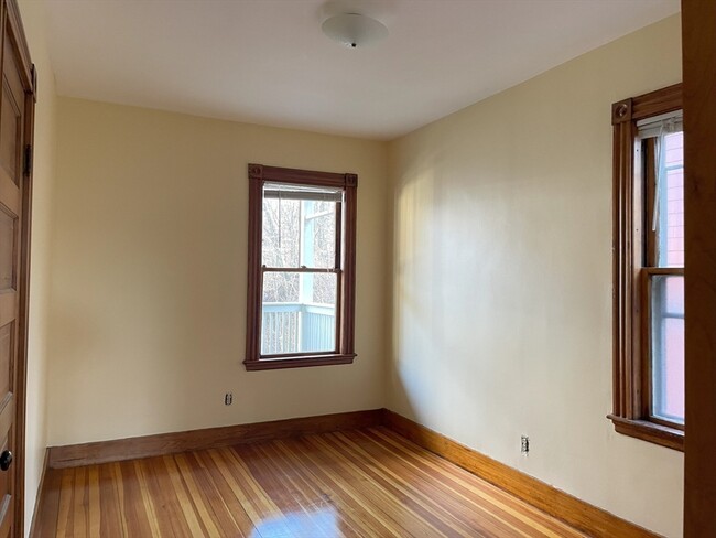Photo - 4 Glade Ave Condo Unit 3
