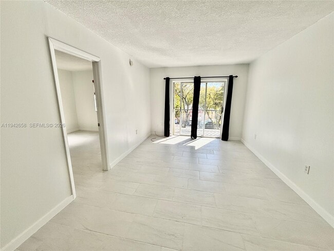 Photo - 3181 SW 13th St Unit 314