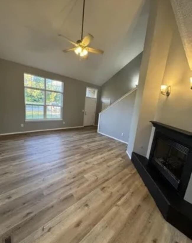 Photo - 5 bed/3 bath house