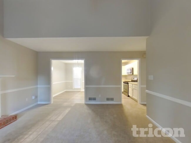 Photo - 2796 Mountbery Dr