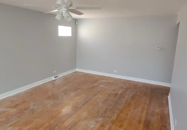 Photo - 9035 S Euclid Ave