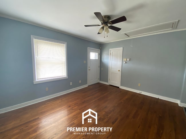 Photo - Cozy 1BR House Near Downtown Huntsville w/ Bright Windows & Yard Access