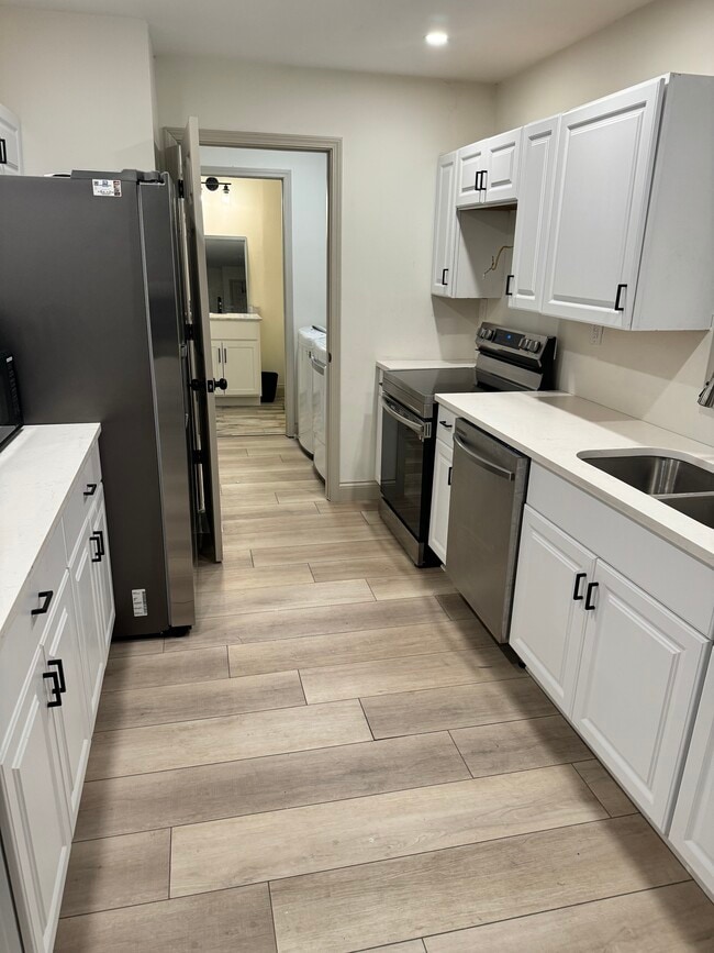 Photo - 1930 Elna Kay Dr