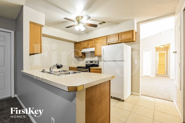 Photo - 2175 Carriage Pointe Loop