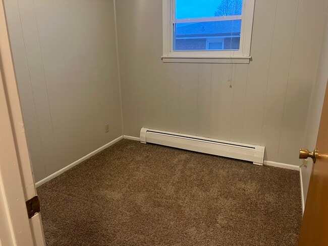 Building Photo - 1616 Bryan St Unit 1614 2b