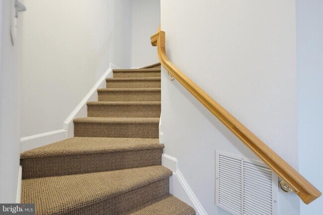 Photo - 5822 Pearson Ln