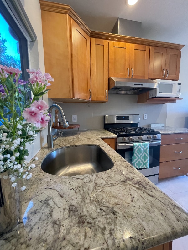 Photo - 1363 Los Arboles Ave