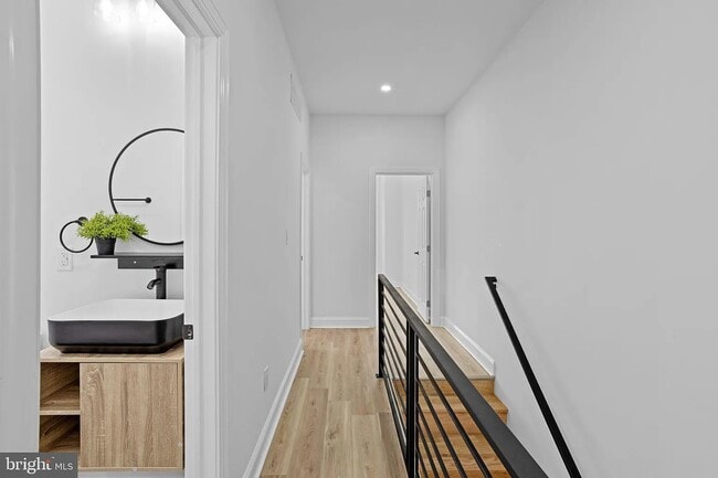 Photo - 2319 N Fawn St