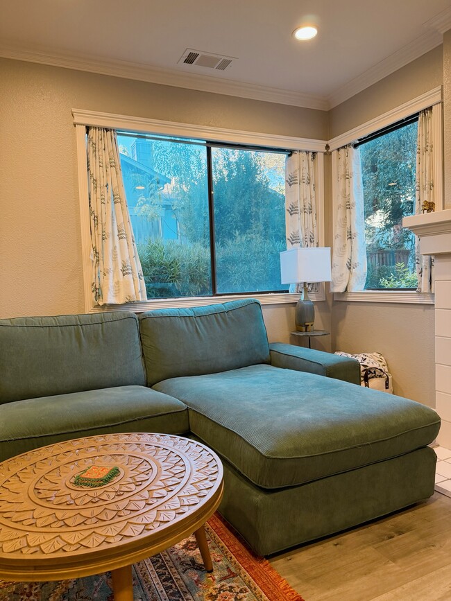 Photo - 34736 Tuxedo Cmn