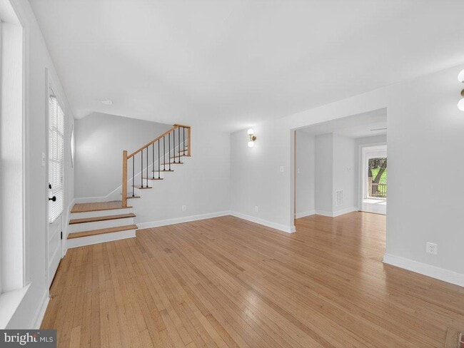 Building Photo - 9325 Brentsville Rd