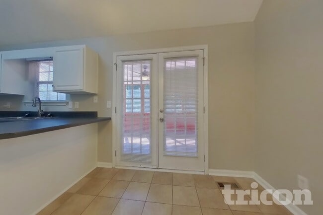 Photo - 2260 Ridge Rd