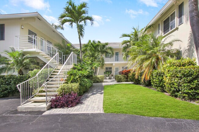 Photo - 100 Venetian Dr Unit 2