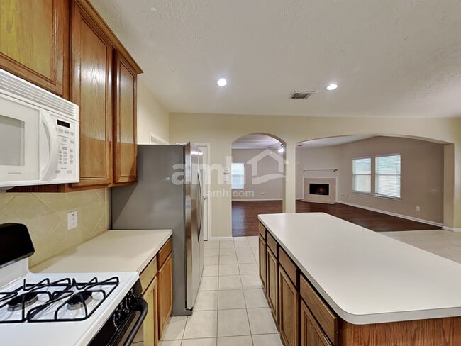 Photo - 2330 Colonial Springs Ln