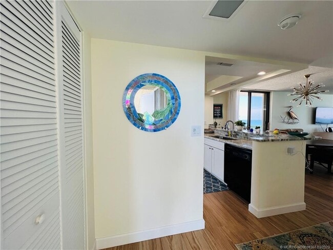 Photo - 9900 S Ocean Dr Unit 1401